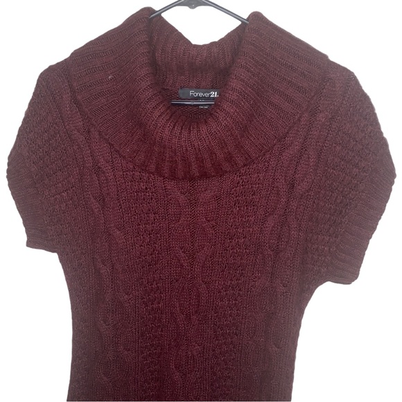 Forever 21 Womens Size S Cable Knit Sweater Cowl Neck Short Sleeve Burgundy - Picture 3 of 11